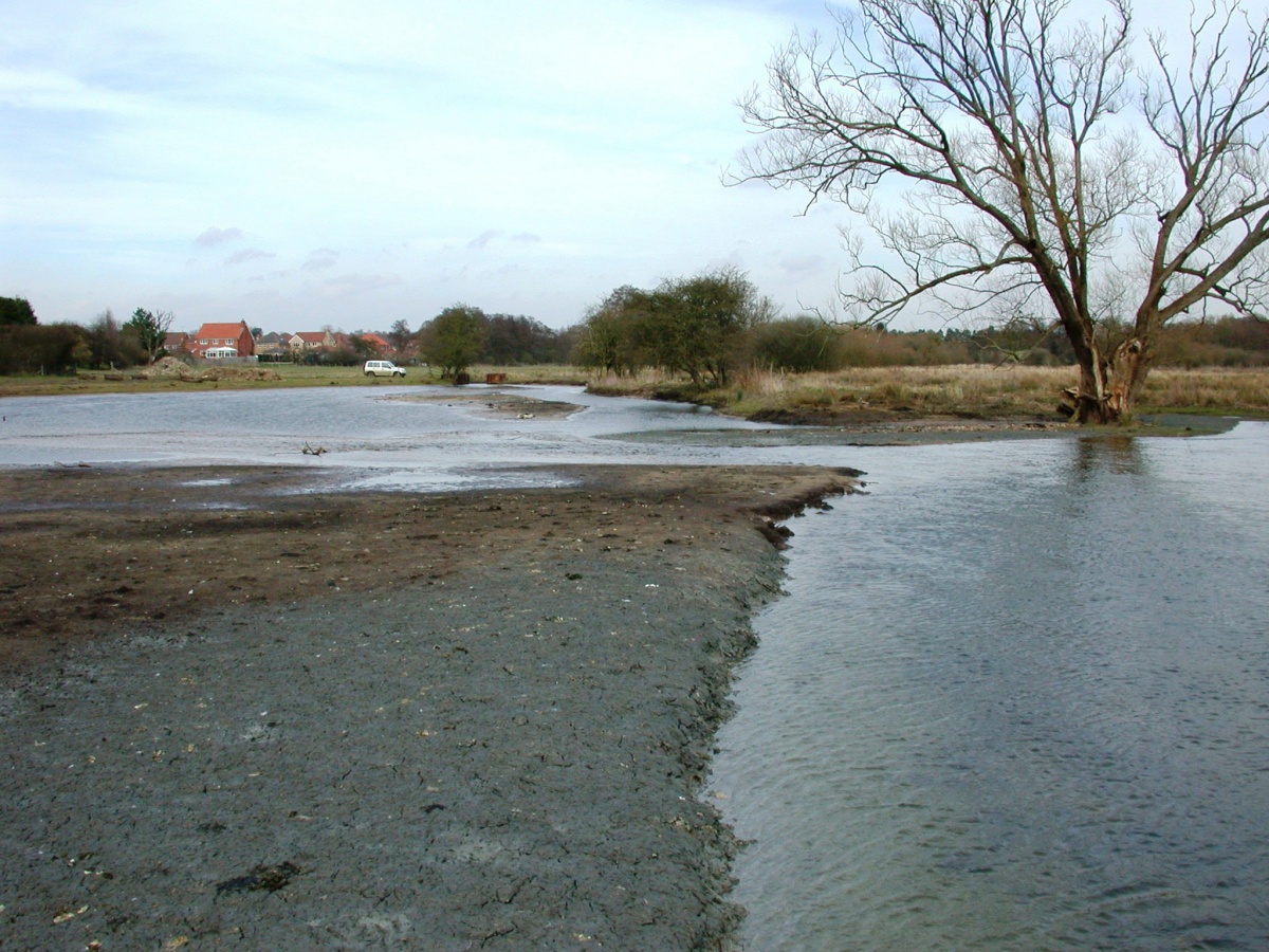 FileClay bank breach 2004.JPG RESTORE